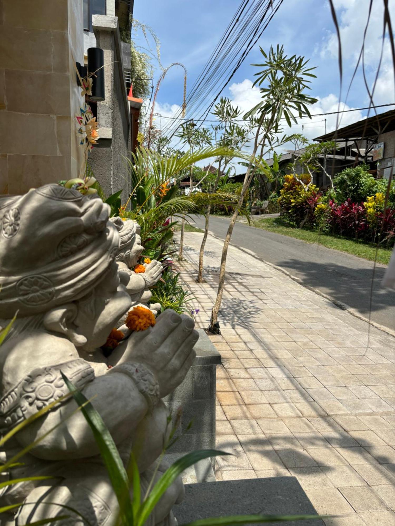 Cempaka Kembar Guest House Ubud Exteriör bild