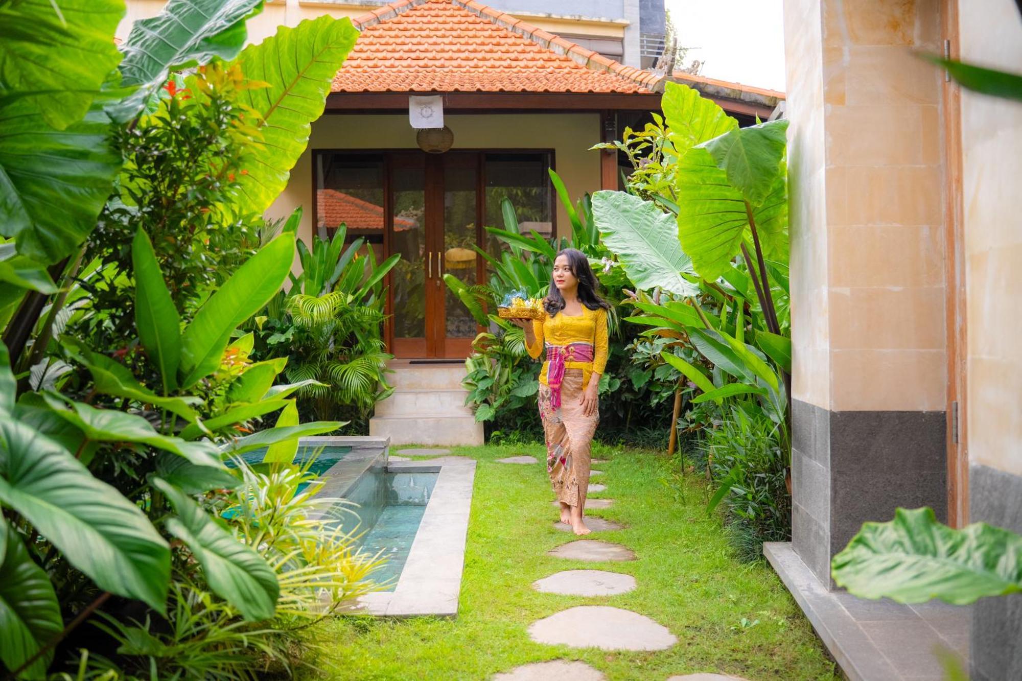 Cempaka Kembar Guest House Ubud Exteriör bild