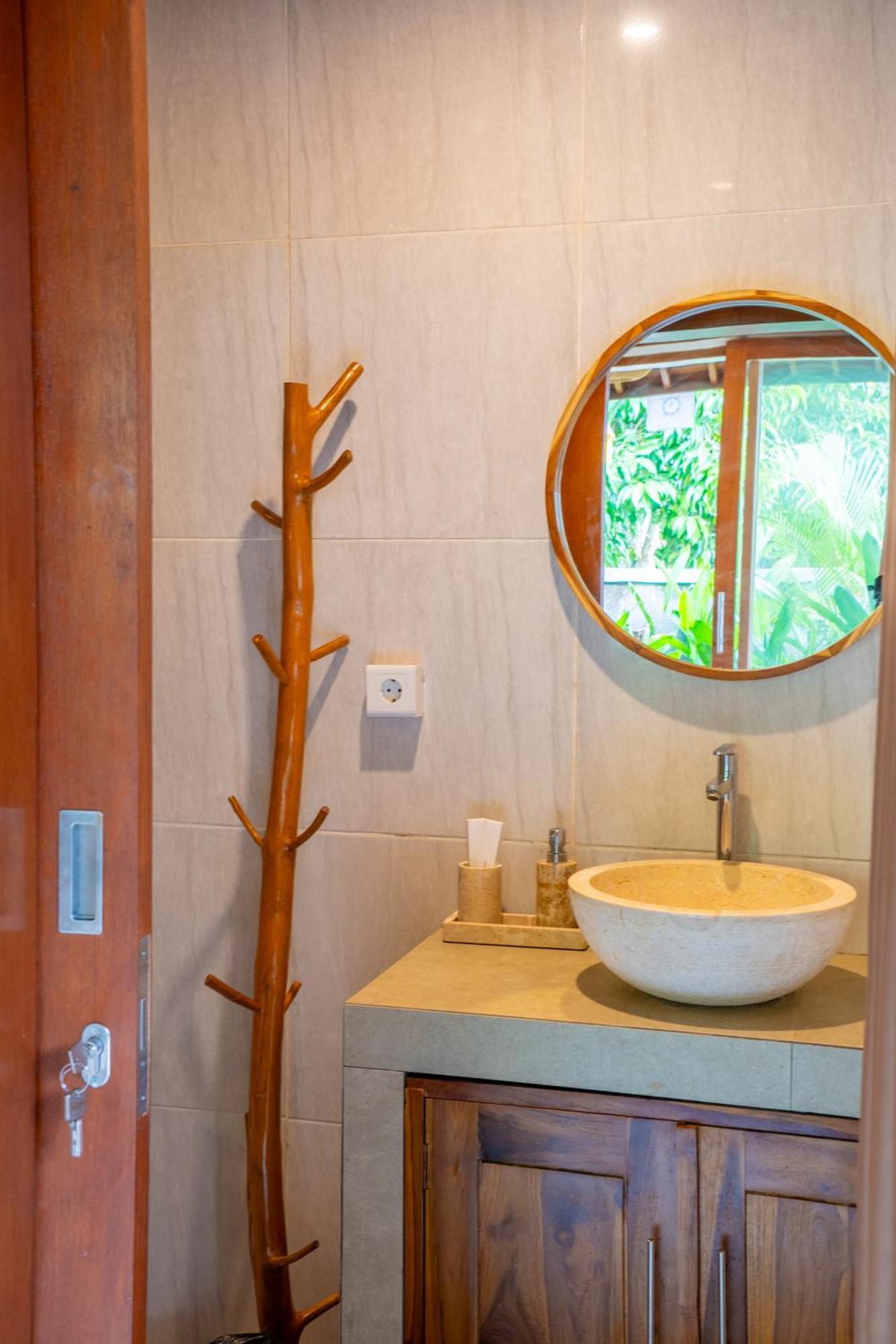 Cempaka Kembar Guest House Ubud Exteriör bild